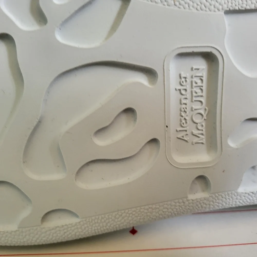 Alexander McQueen Men's Sneakers in White and Blue - Picture 7 of 12